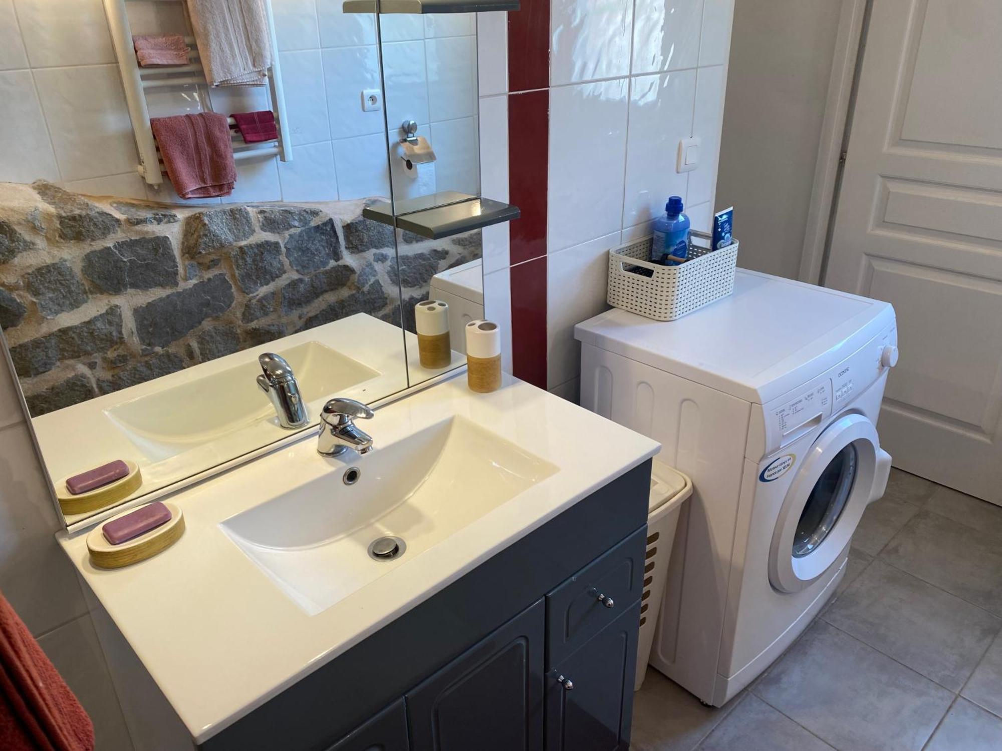 Proche Ajaccio Maisonnette Independante 4 Personnes Au Calme Alata Exterior foto
